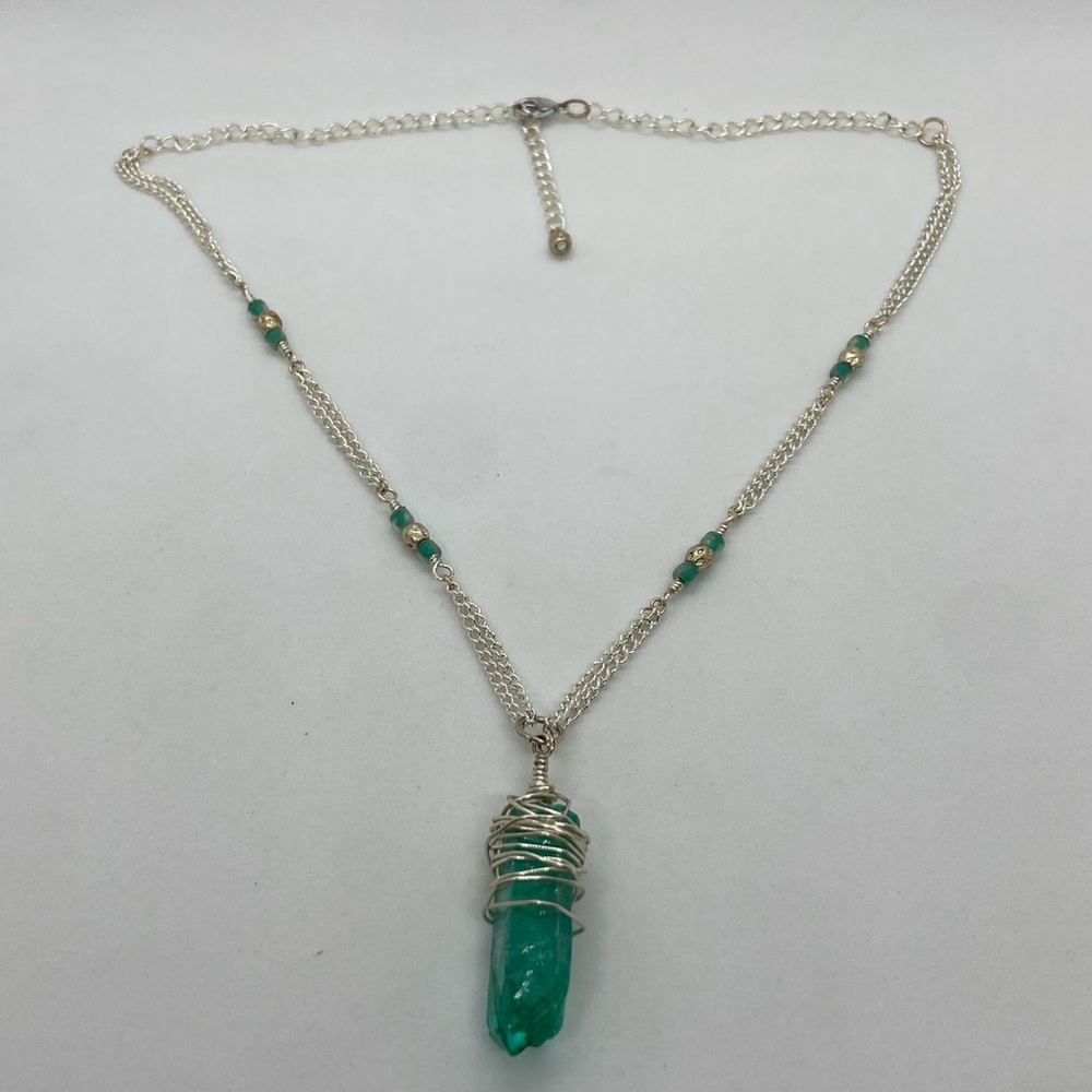 🍁SALE🍁 Costume Crystal and beaded necklace